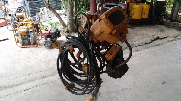 รอกไฟฟ้าเก่าญี่ปุ่น KITO   1/2 TON  สภาพดี พร้อมใช้งาน