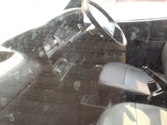 ขายครับรถตู้ไฮเอ็ดปี39เครื่อง2500ยางใหม่4เส้นทะเบียนขาด1ปีเอกสารพร้อมโอน