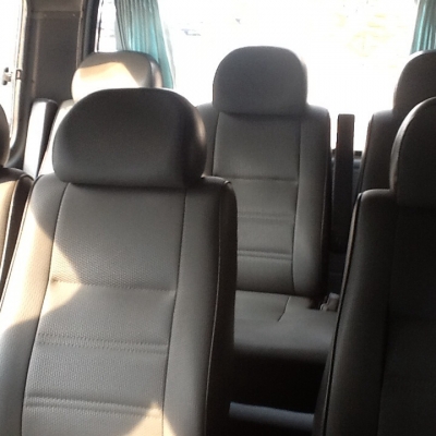 ขายครับรถตู้ไฮเอ็ดปี39เครื่อง2500ยางใหม่4เส้นทะเบียนขาด1ปีเอกสารพร้อมโอน