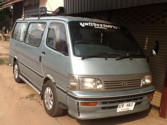 ขายครับรถตู้ไฮเอ็ดปี39เครื่อง2500ยางใหม่4เส้นทะเบียนขาด1ปีเอกสารพร้อมโอน