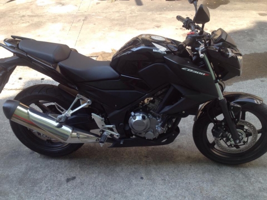 ฮอนด้า CB300 abs สีดำ ปี 57 รถ 5 เดือน สภาพสวย ๆ ราคา เบา ๆ ฮอนด้า CB300 abs สีดำ ปี 57 รถ 5 เดือน สภาพสวย ๆ ราคา เบา ๆ