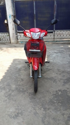 เวฟr สี แดงเทา ปี48 กุญแจใหญ่