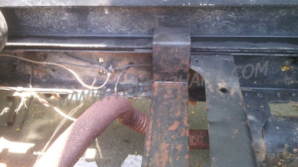 รถบรรทุก 6 ล้อดัมพ์ ISUZU NPR 115 แรงม้า กระบะดั้มสามมิตร  พวงมาลัยพาวเวอร์