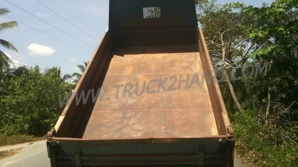 รถบรรทุก 6 ล้อดัมพ์ ISUZU NPR 115 แรงม้า กระบะดั้มสามมิตร  พวงมาลัยพาวเวอร์