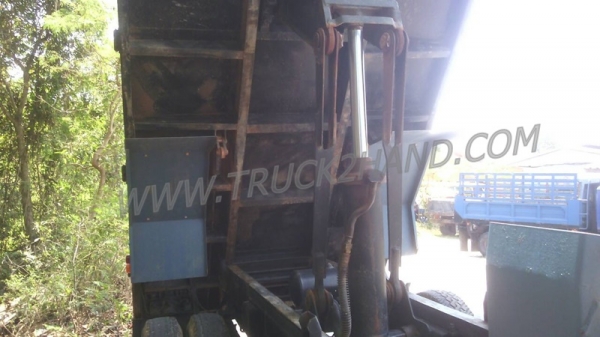 รถบรรทุก 6 ล้อดัมพ์ ISUZU NPR 115 แรงม้า กระบะดั้มสามมิตร  พวงมาลัยพาวเวอร์