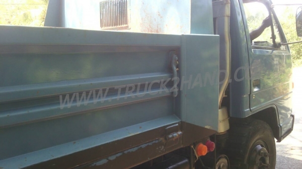 รถบรรทุก 6 ล้อดัมพ์ ISUZU NPR 115 แรงม้า กระบะดั้มสามมิตร  พวงมาลัยพาวเวอร์