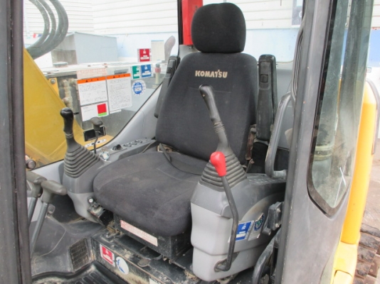 ขายครับ Komatsu PC128US-2E1 เก่านอกแท้ๆครับ นำเข้ามาเพื่อขาย ติดต่อ 098-246-3778  น๊อค