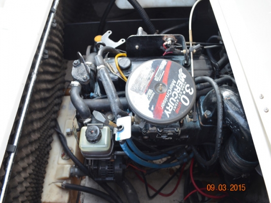 Tahoe Q4, 2006 3.0L 135hp 18foot