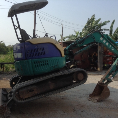 ขายรถขุด KOMATSU PC30MR-1 มีลายหัวเจาะ เก่านอก ขายรถขุด KOMATSU PC30MR-1 มีลายหัวเจาะ เก่านอก