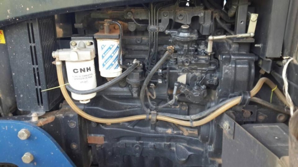 ขายรถไถ Ford 6020 พร้อมอุปกรณ์ ใช้งานเพียง 472 ชั่วโมง สภาพเยี่ยม ขายรถไถ Ford 6020 พร้อมอุปกรณ์ ใช้งานเพียง 472 ชั่วโมง สภาพเยี่ยม