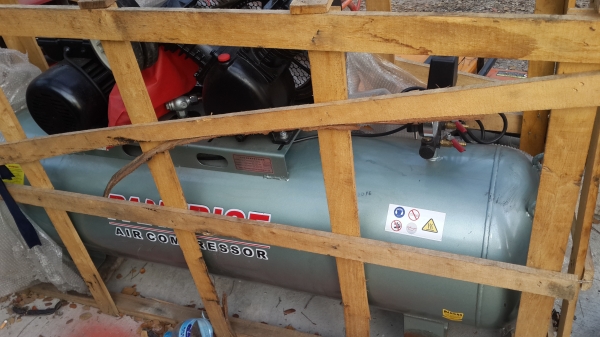 ปั้มลม 3 แรง 200 ลิตร 220 v รหัส K - 6