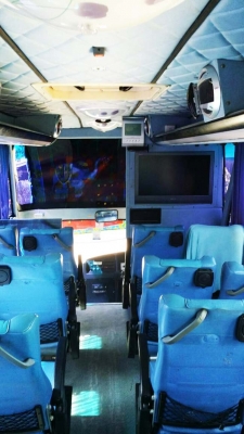 ขายรถบัสปรับอากาศส่วนบุคคล MITSUBISHI จดทะเบียนปี 2550 จำนวน 40 ที่นั่ง เครื่อง 6d16   6 สูบ 225 แรงม้า เครื่องเสียง ทีวี รถพร้อมใช้ ดูแลอย่างดี สภาพดีมาก เอกสารพร้อมโอน สนใจโทรคุยกันครับ   ราคา 690,000 บาท. (ถูกกว่ารถตู้อีก)  0896878976 โอ๋  id line : ch