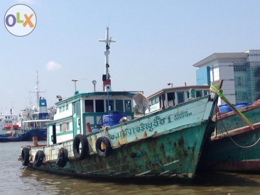 ขายเรือลากจูง พร้อมเครื่องและอุปกรณ์
