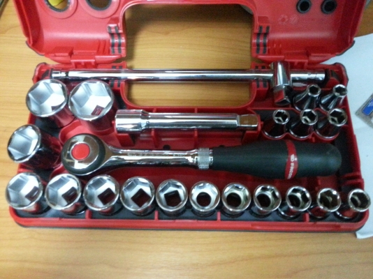 ประแจบล็อค FACOM สุดสวย ประแจบล็อค FACOM สุดสวย