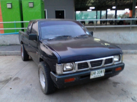 นิสสันบิ๊กเอ็มฝาแดงแคปใหญ่ ถูกมาก 68000 ราคานี้งดต่อรอง