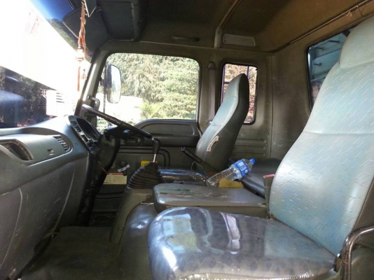 ขายสิบล้อยูโร2 270 สนใจติดต่อได้ที่ 085-3635720