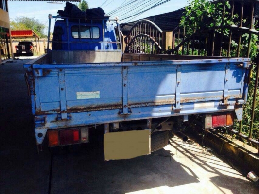 หกล้อ อีซูซุ NKR130โบว์รถห้าง สภาพดีสวยรถใช้งานมาน้อย ทะเบียนพร้อม ม.79แล้ว