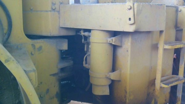 ขายด่วนรถตักเอวอ่อนล้อยางCAT950สภาพพร้อมใช้งานราคาถูก