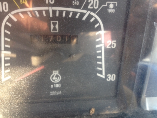 ขายรถไถ TS90 เกียร์กลาง ปี2000 (ขายเอง)