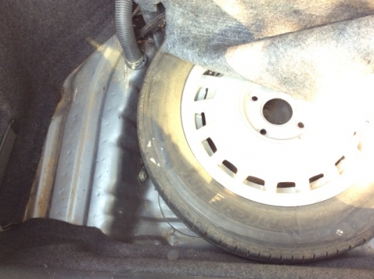 ขายรถHonda accord ปี92 วางเครื่องF22B V-tec เกียร์ธรรมดา ติดแก๊สLPGระบบหัวฉีด เพาเวอร์ กระจกไฟฟ้าทั้งคัน ภายในสวยเดิมมากสะอาดแอร์เย็นฉ่ำ วิทยุCDพร้อม ตัวถังสีเงาสวยเดิมๆไม่มีชนเลย หน้าหลังเดิมมาก ล้อแม็กเดิมๆ รถขับดี ช่วงล่างนิ่ม รถพร้อมใช้งานได้เลยครับ