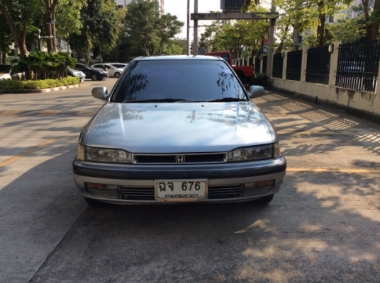 ขายรถHonda accord ปี92 วางเครื่องF22B V-tec เกียร์ธรรมดา ติดแก๊สLPGระบบหัวฉีด เพาเวอร์ กระจกไฟฟ้าทั้งคัน ภายในสวยเดิมมากสะอาดแอร์เย็นฉ่ำ วิทยุCDพร้อม ตัวถังสีเงาสวยเดิมๆไม่มีชนเลย หน้าหลังเดิมมาก ล้อแม็กเดิมๆ รถขับดี ช่วงล่างนิ่ม รถพร้อมใช้งานได้เลยครับ