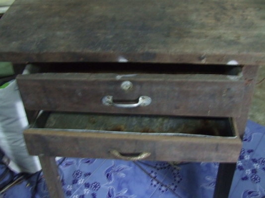 ขายโต๊ะทำทอง   ซื้อใว้เอาเคร็ท   โต๊ะทำเงินโต๊ะทำทอง