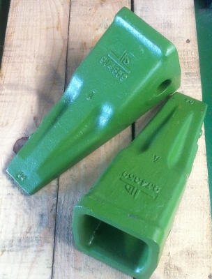 เล็บขุดหินรถแบคโฮ้น  แคท320C