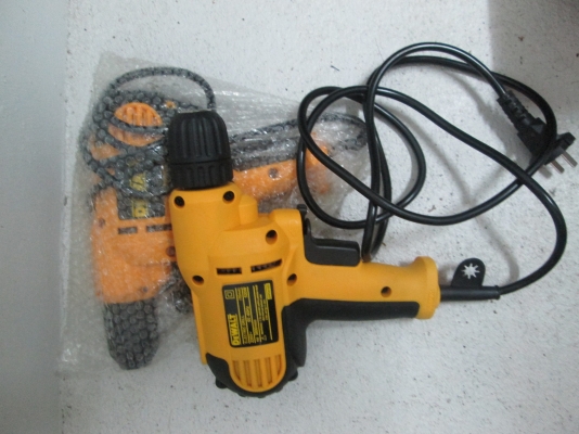 สว่านไฟฟ้า รูปทรงสวย กระทัดรัด