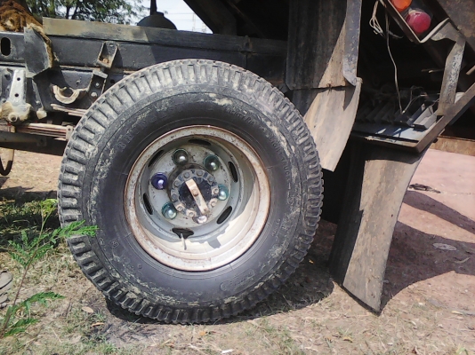 หกล้อ อีซูซุ NPR-59LU5F-115สั่่งลุยแท้ ปี38 ดััมสามมิตร5คิว สภาพดีเดิมๆสวยจัดทั้งคัน เล่มทะเบียนเอกสาร  ม.79 รถไม่ได้ล่างมา3ฤดูฝน ครับ