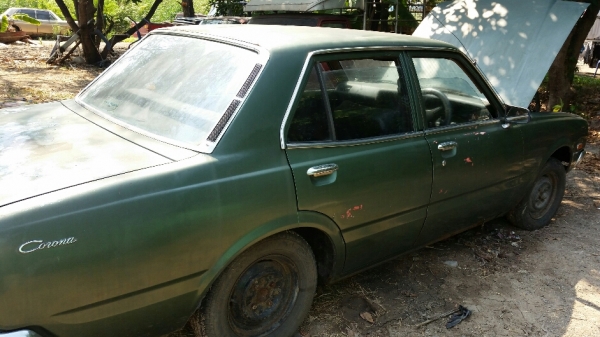 โตโยโต้า  rt100 เครื่อง12R ติดlpg เครื่องแน่น รถจอด ทะเบียนขาดปี 56 ขาย 19,000 บาท