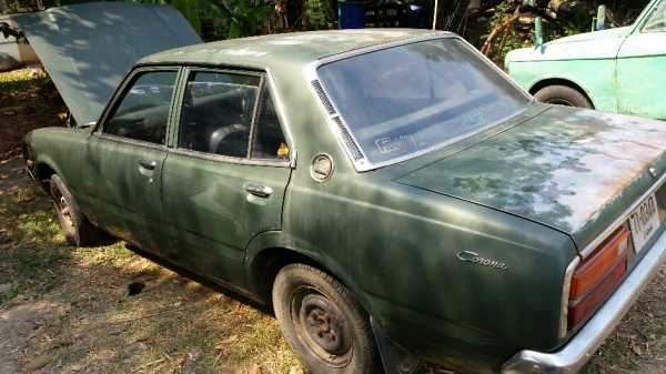 โตโยโต้า  rt100 เครื่อง12R ติดlpg เครื่องแน่น รถจอด ทะเบียนขาดปี 56 ขาย 19,000 บาท