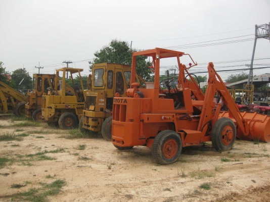 รถตักล้อยาง มือสองญี่ปุ่น