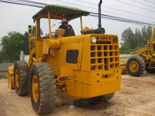 รถตักล้อยาง JH