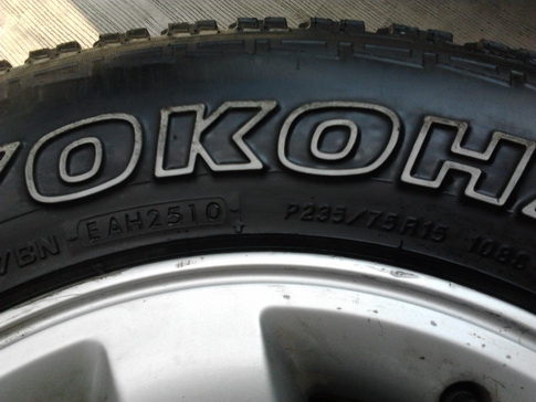 Max + Yoko AT 235/75/15 ปี10 สวยๆ 1ชุด