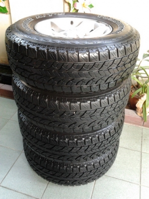 Max + Yoko AT 235/75/15 ปี10 สวยๆ 1ชุด