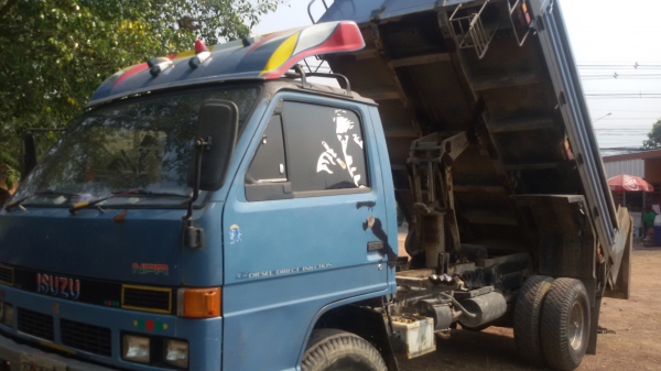 ขายหกล้อดั้มพ์ ISUZU-NPR59LU-FM ปี38 อ๊อฟชั่นครบ ขายหกล้อดั้มพ์ ISUZU-NPR59LU-FM ปี38 อ๊อฟชั่นครบ