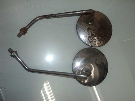 กระจกมอไซค์โบราณ  1 คู่แท้ โทร.081-005-8785