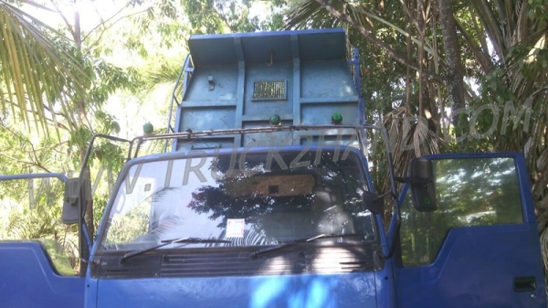 รถบรรทุก 6 ล้อดัมพ์ MITSUBISI CANTER  เครื่อง 4D31 กระบะดั้มรั้วสูง