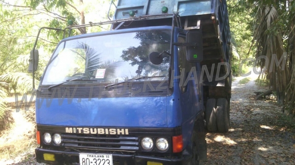 รถบรรทุก 6 ล้อดัมพ์ MITSUBISI CANTER  เครื่อง 4D31 กระบะดั้มรั้วสูง