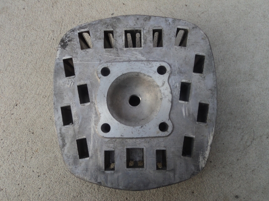 เสื้อสูบ SUZUKI K-125 แท้ สนใจติดต่อโทร.081-005-8785