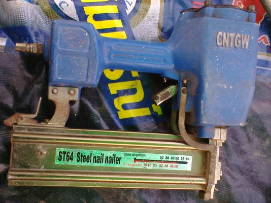 ตัวยิงตะปูลมตัวใหญ่/เล็ก