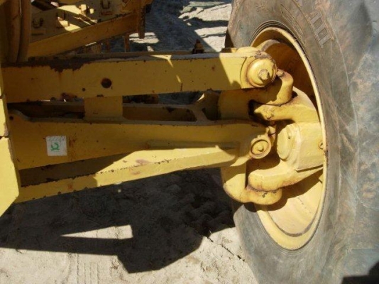 CAT 140H #2ZK00517  (Scarifier) Tel : 098-858-5524 สามภพครับ