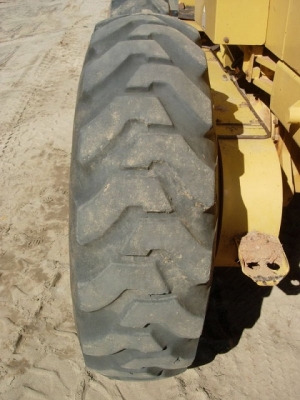 CAT 140H #2ZK00517  (Scarifier) Tel : 098-858-5524 สามภพครับ