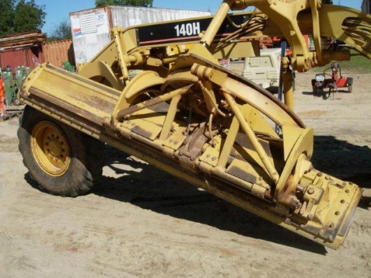 CAT 140H #2ZK00517  (Scarifier) Tel : 098-858-5524 สามภพครับ