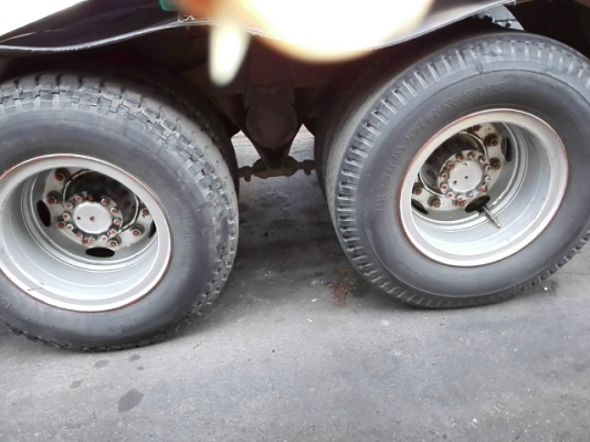 หัวลากมือสอง, Volvo FL10 สองเพลาสิบเกียร์ พร้อมหางพื้น 12 เมตร หัวลากมือสอง, Volvo FL10 สองเพลาสิบเกียร์ พร้อมหางพื้น 12 เมตร