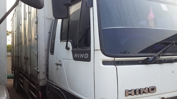 ขายรถ6ล้อยาว7.30เมตรสิงโฮเทค ขายรถ6ล้อยาว7.30เมตรสิงโฮเทค