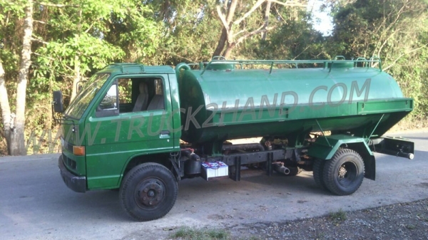 รถบรรทุกน้ำ ISUZU NPR 115HP เครื่อง4BD1 เครื่องแห้ง ฟิตเต็ม100\%