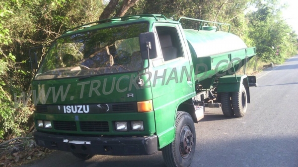 รถบรรทุกน้ำ ISUZU NPR 115HP เครื่อง4BD1 เครื่องแห้ง ฟิตเต็ม100\%