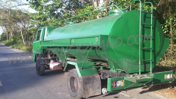 รถบรรทุกน้ำ ISUZU NPR 115HP เครื่อง4BD1 เครื่องแห้ง ฟิตเต็ม100\%