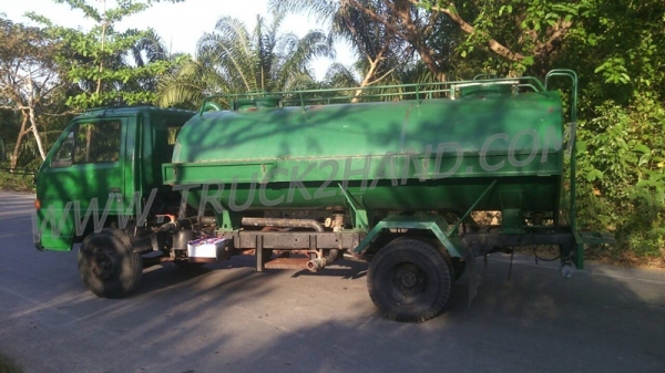 รถบรรทุกน้ำ ISUZU NPR 115HP เครื่อง4BD1 เครื่องแห้ง ฟิตเต็ม100\%